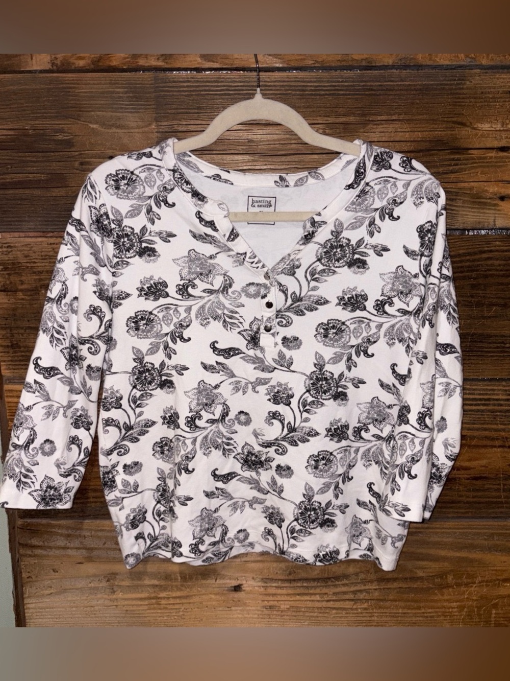 Hasting & Smith White Floral Top